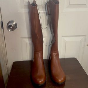 Brown boots